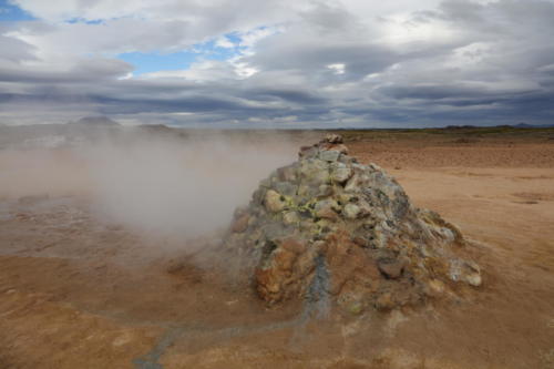 Hverarondor Hverir volcanic steam vent